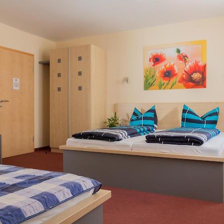 Hotel Papillon Lappersdorf  Extérieur photo