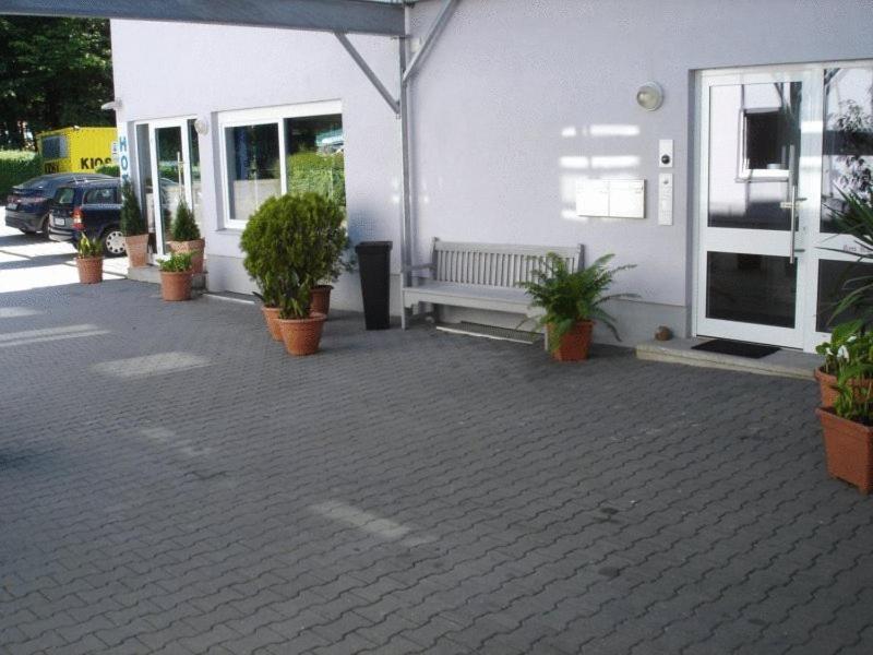 Hotel Papillon Lappersdorf  Extérieur photo