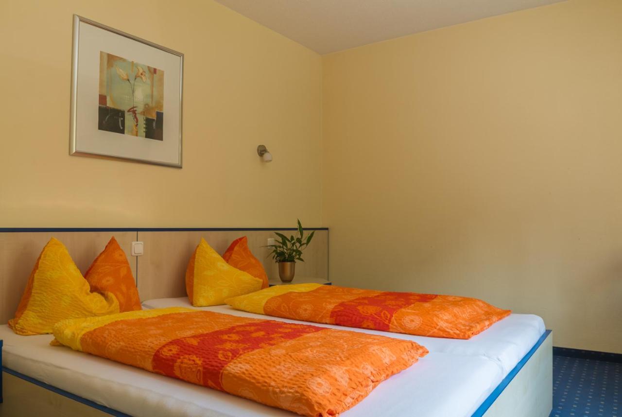 Hotel Papillon Lappersdorf  Extérieur photo